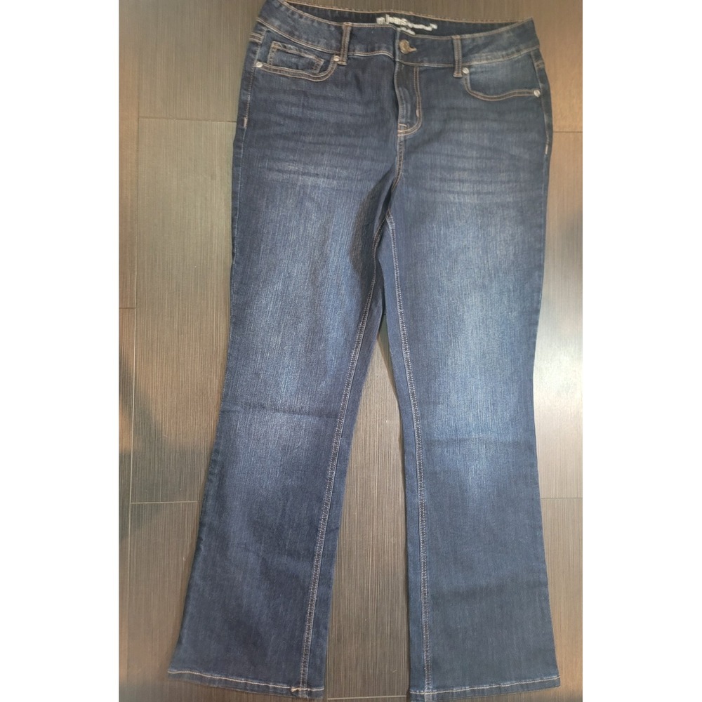 M Jeans By Maurices Mid Rise Dark Wash Bootcut Women's 14 reg Dark Wash